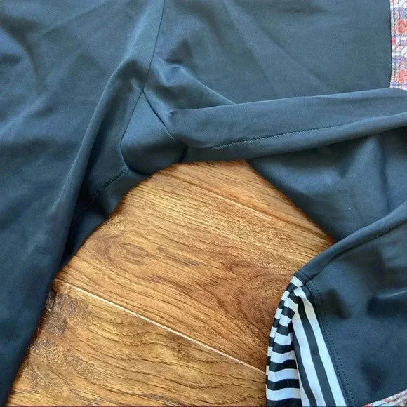 onzie leggings size M/L - Picture 4 of 6